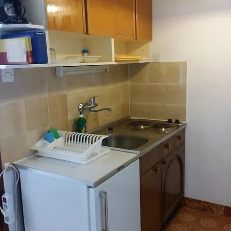 Apartman Lucas *
